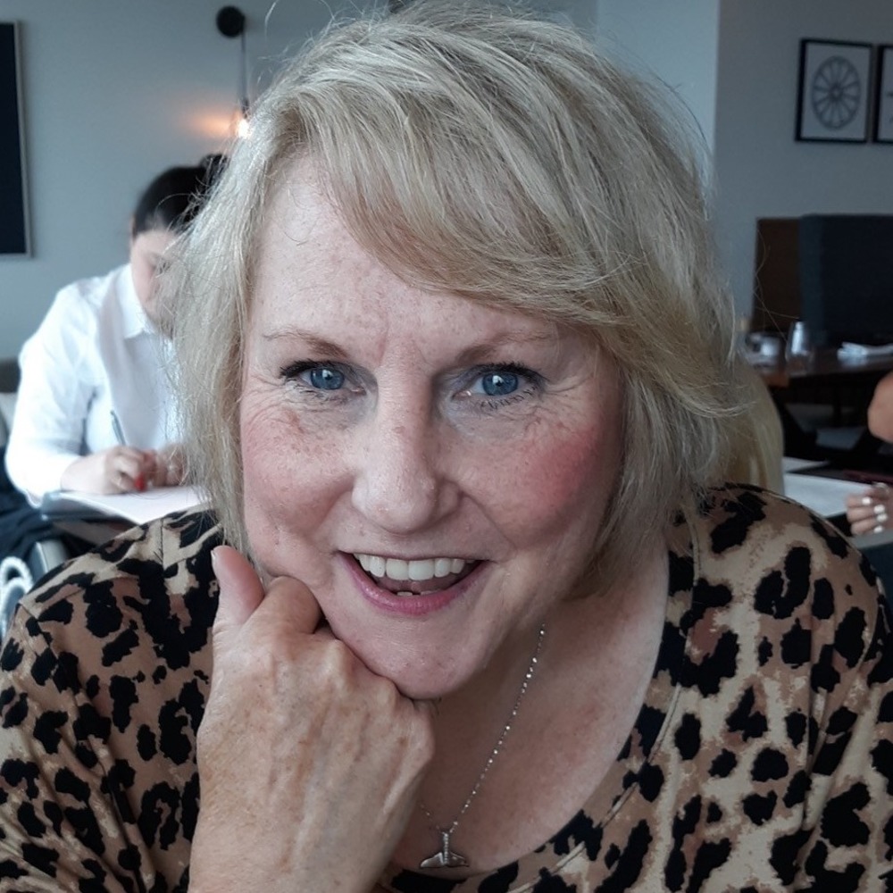 Meet your Posher, Linda